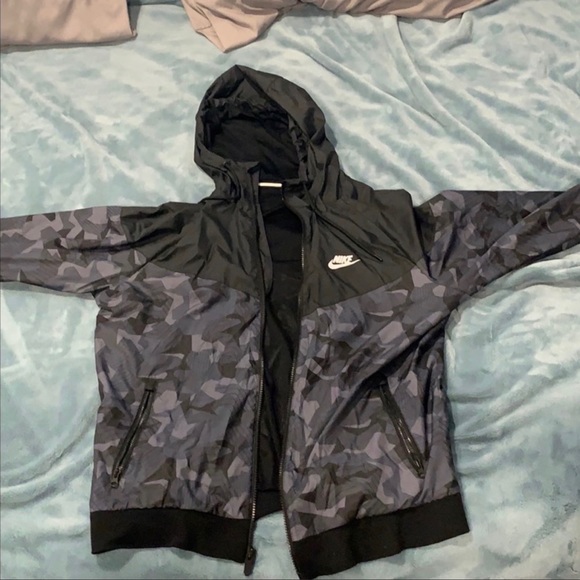 Nike Camouflage Windbreaker 